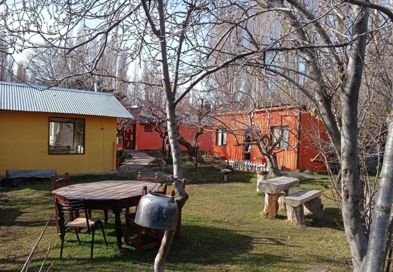 Calafate Viejo Hostel El Calafate Esterno foto