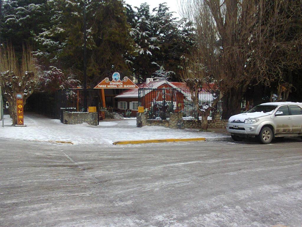 Calafate Viejo Hostel El Calafate Esterno foto